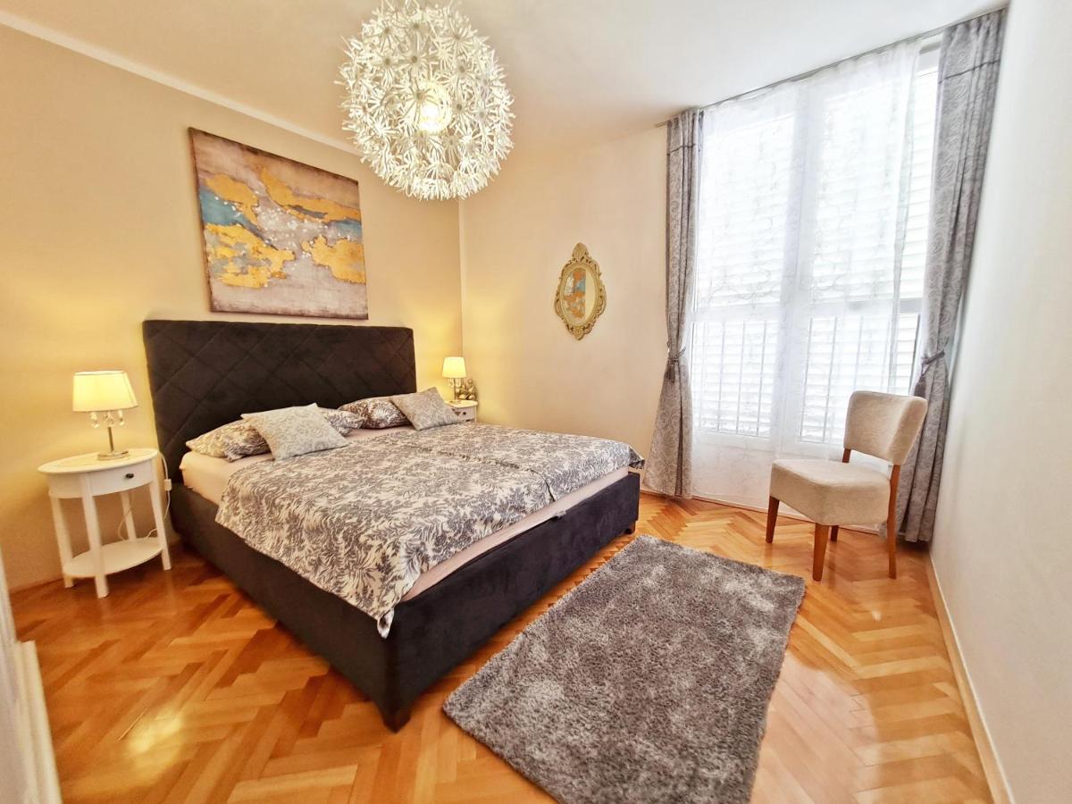 Beach Apartment Ivana Оміш Екстер'єр фото