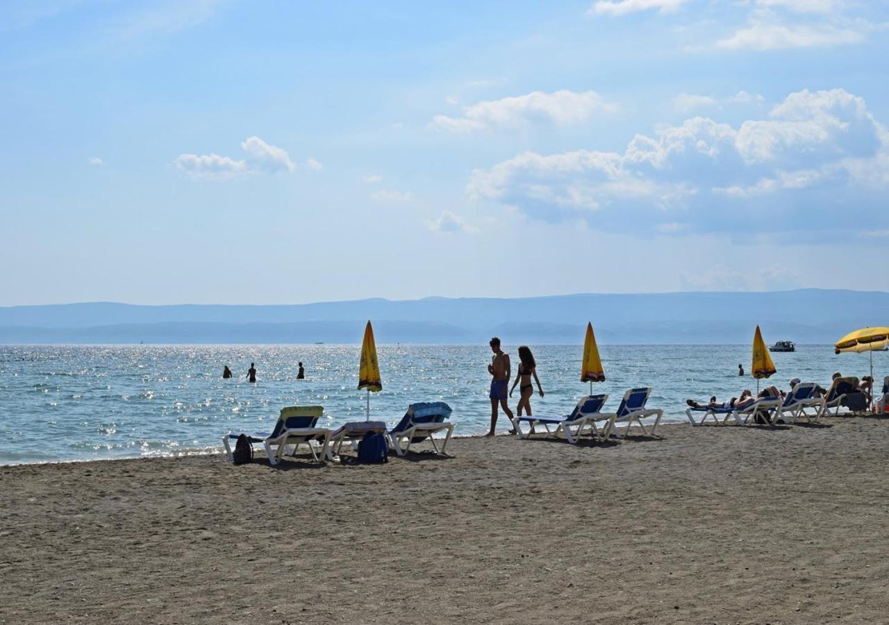 Beach Apartment Ivana Оміш Екстер'єр фото